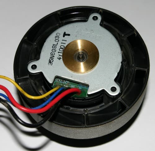 Пылесос LG CordZero 2в1 (VSF7300SCWC), мотор