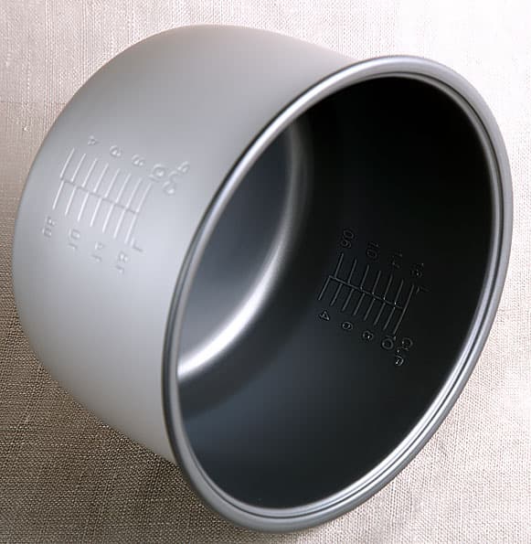 мультиварка Panasonic SR-TMH18