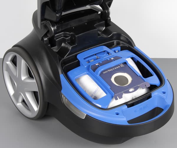 Пылесос Philips Performer Ultimate (FC8924/01). Отсек для мешка