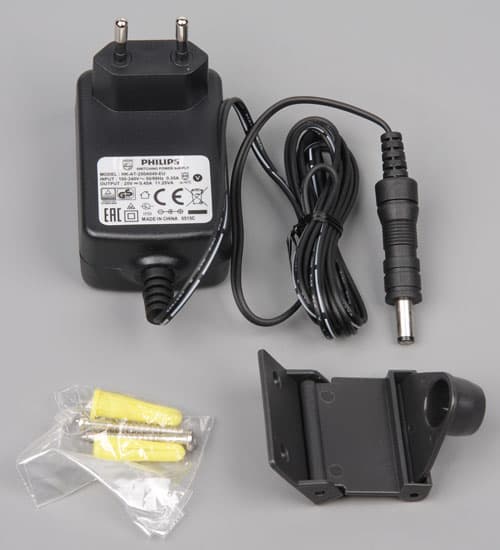 Пылесос Philips PowerPro Aqua FC6401/01, адаптер питания