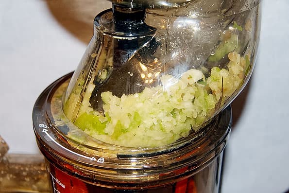 Шнековая соковыжималка Rawmid JDM-80