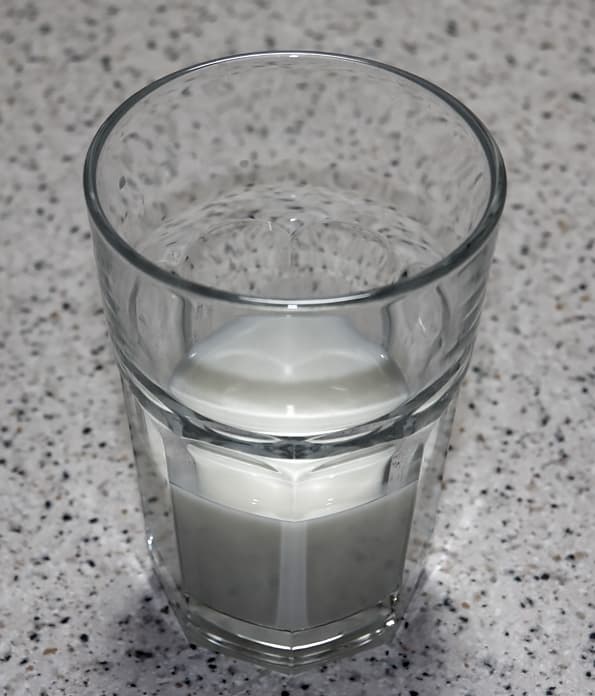 рожковая кофеварка Redmond RCM-1503