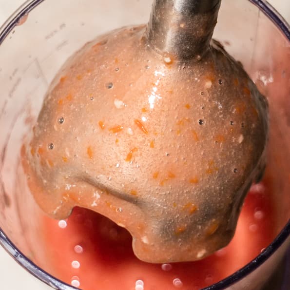 Ручной погружной блендер Redmond RHB-CB2930