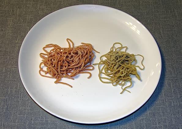 Машинка для приготовления пасты Redmond RKA-PM1