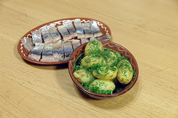 Мультикухня Redmond RMC-FM230