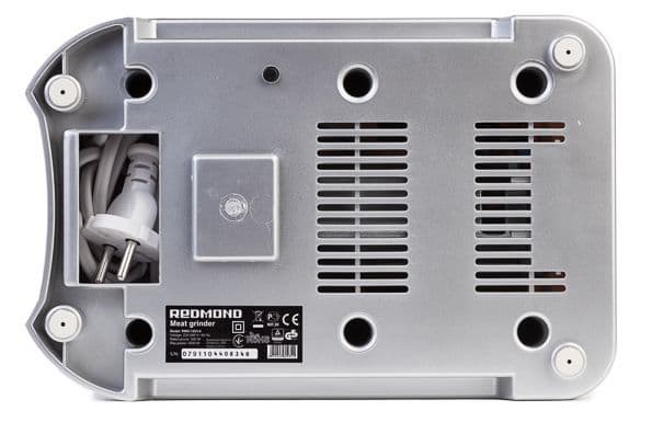 мясорубка Redmond RMG-1203-8