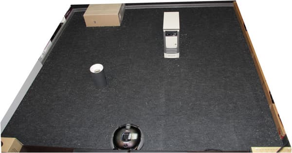 Робот-пылесос Samsung Navibot Silencio SR8895, после уборки в режиме Авто+Турбо+Уборка у стены