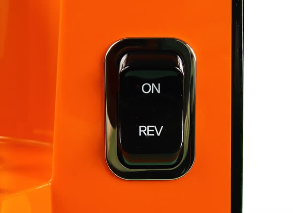 Вертикальная шнековая соковыжималка Sana EUJ808