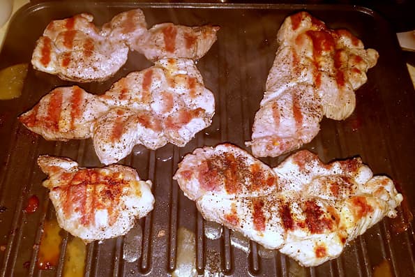 Контактный электрогриль Smile KG 1046