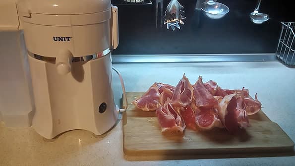 Центробежная соковыжималка Unit UCJ-411