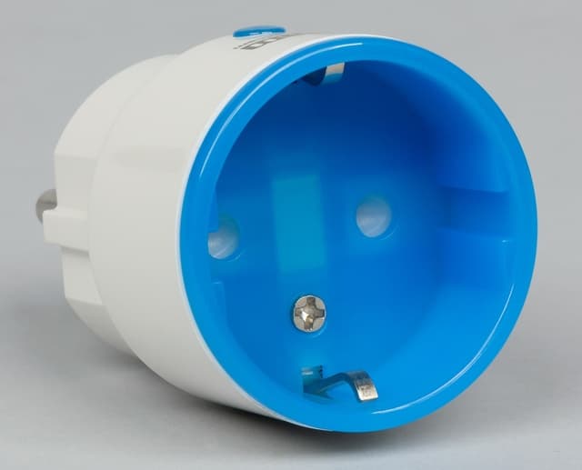 Управляемая розетка Neo Coolcam