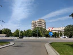 Хорошая детализация на дальних планах.