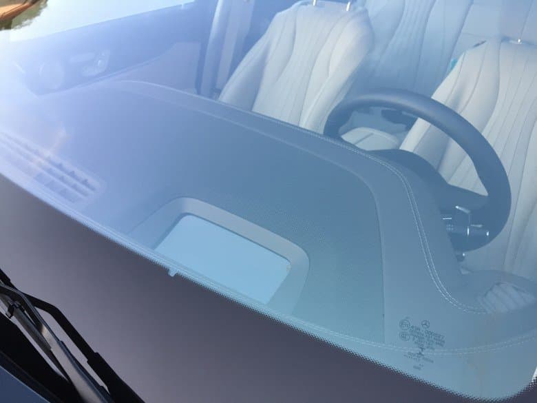 Излучатель проекционного дисплея