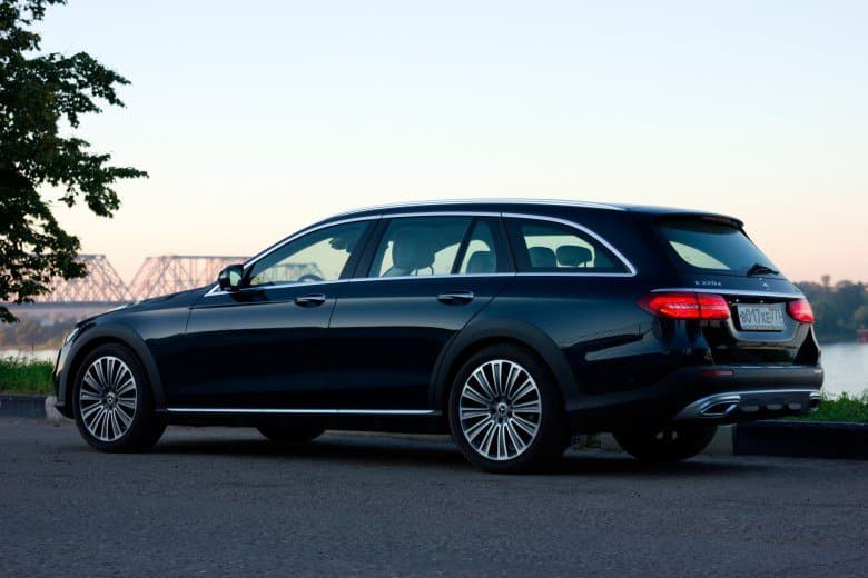 Mercedes-Benz E 220 d 4Matic All-Terrain Luxury