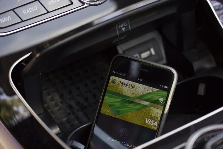 Вызов ApplePay при помещении смартфона в подстаканник
