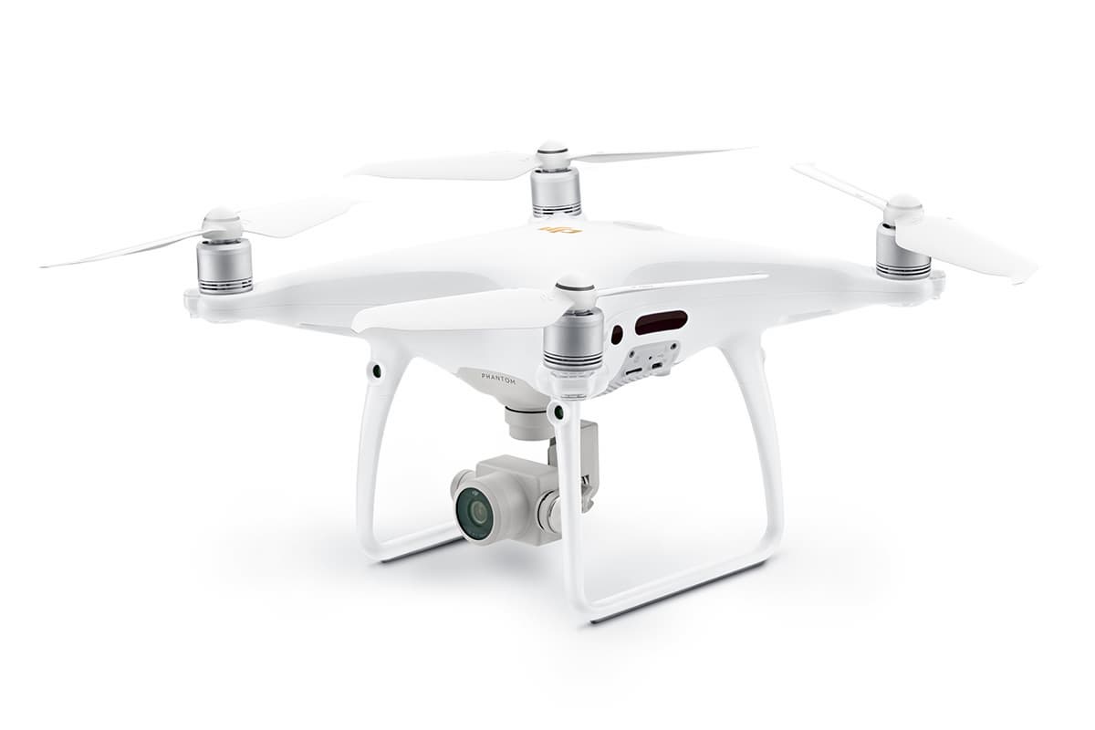 Дрон DJI Phantom 4 Pro V2.0 передает видео с меньшей задержкой и меньше шумит