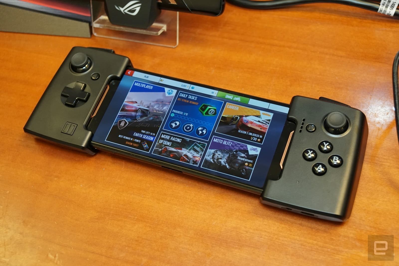 Asus ROG Phone — самый игровой из игровых смартфонов