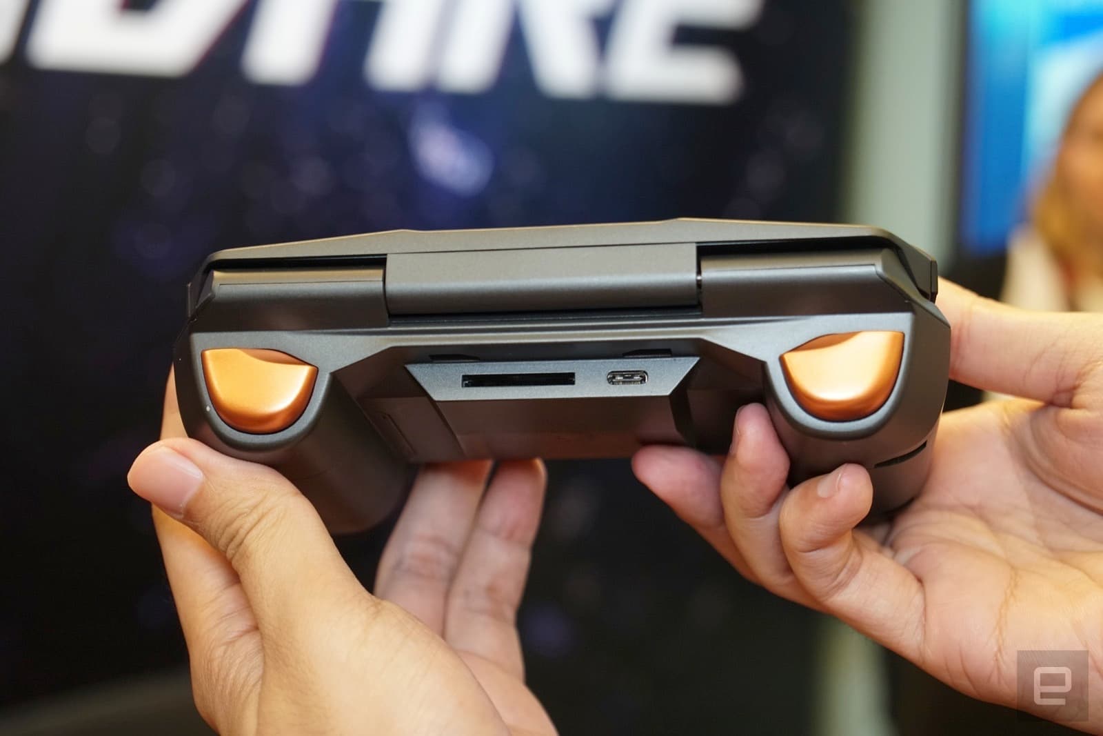 Asus ROG Phone — самый игровой из игровых смартфонов