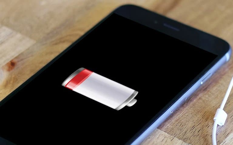 Обновление iOS 11.4 быстро разряжает аккумулятор Apple iPhone