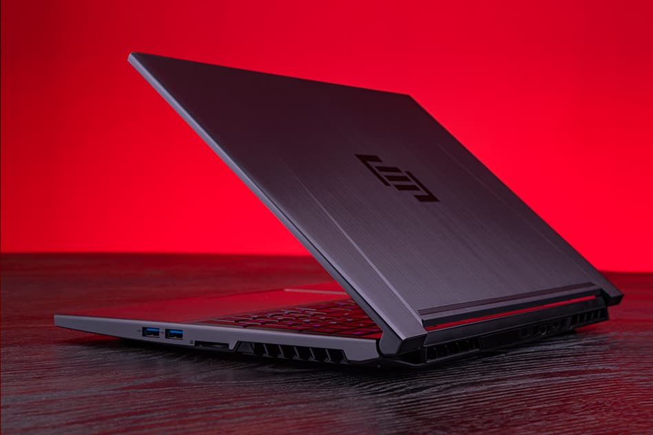 Игровой ноутбук Maingear Pulse 15: механическая клавиатура, GTX 1060, шестиядерный CPU Intel и цена в 1400 долларов