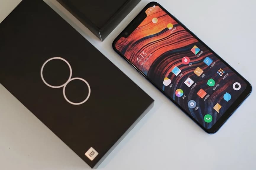 Xiaomi готовит ещё более дорогую модификацию смартфона Mi 8