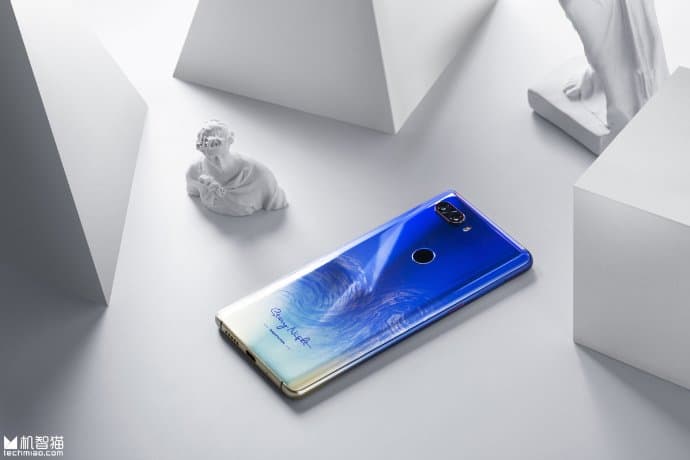 Смартфон, как искусство. Оформление Nubia Z18 Van Gogh Starry Night Collector’s Edition навеяно картиной Ван Гога