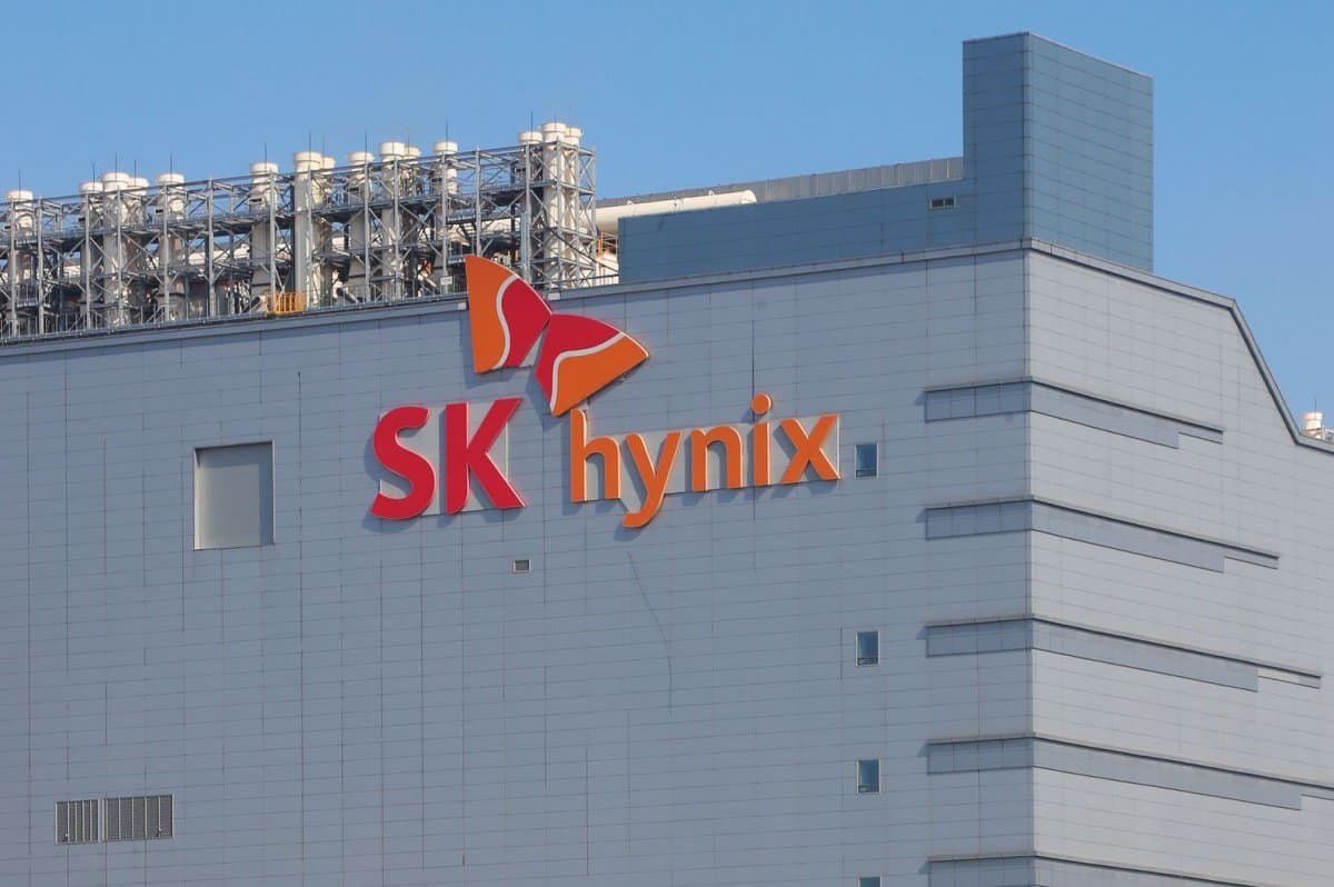Выручка SK Hynix в 2021 году выросла на 35%, чистая прибыль — удвоилась