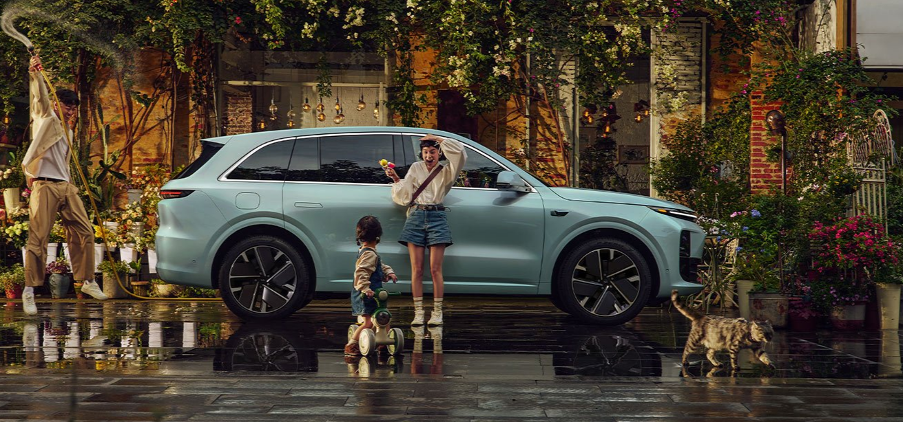 Официальные Li Auto получат гарантию 3 года или до 160 000 км, русский мастер-аккаунт и русифицированный интерфейс