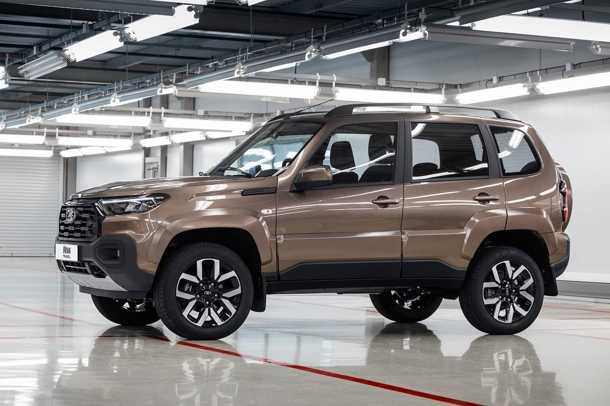 Новый мотор «Нивы»: ВАЗ-11184 для Lada Niva Travel 2025 показали со всех сторон