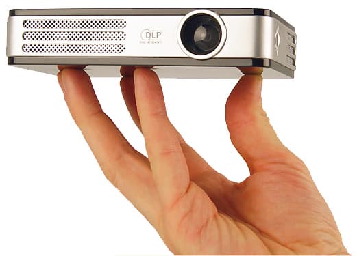 Портативные проекторы Vivitek серии Qumi