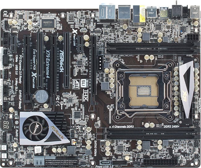 Плата ASRock X79 Extreme4 сверху
