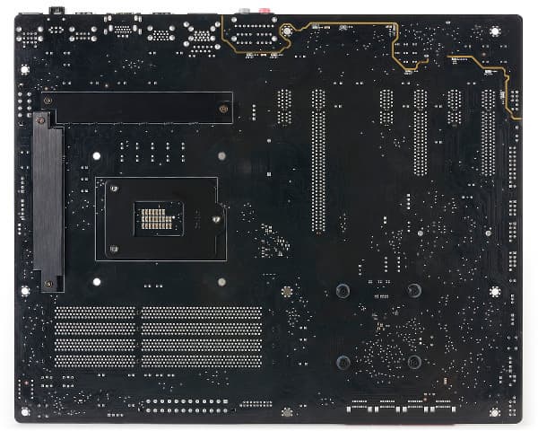Внешний вид материнской платы Asus Maximus VI Hero