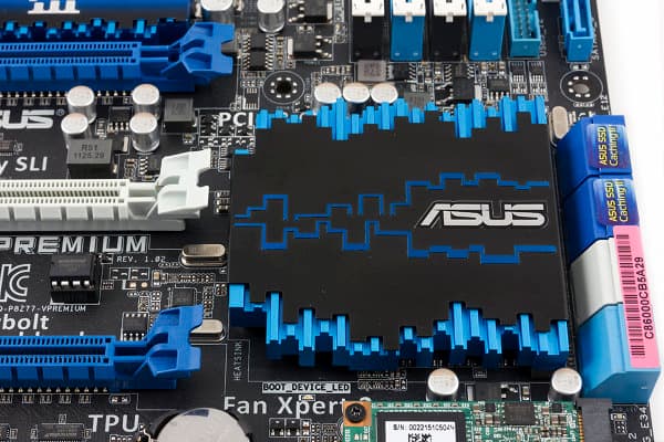 Радиатор чипсета материнской платы ASUS P8Z77-V Premium