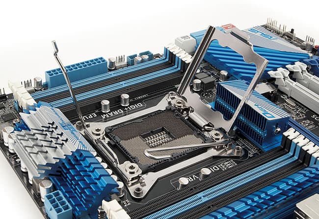 Системная плата ASUS P9X79 Pro