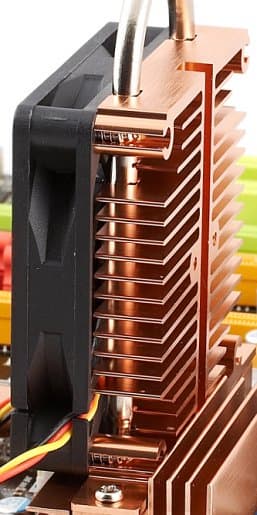 место для крепления дополнительной тепловой трубки к радиатору Cooler Harbor