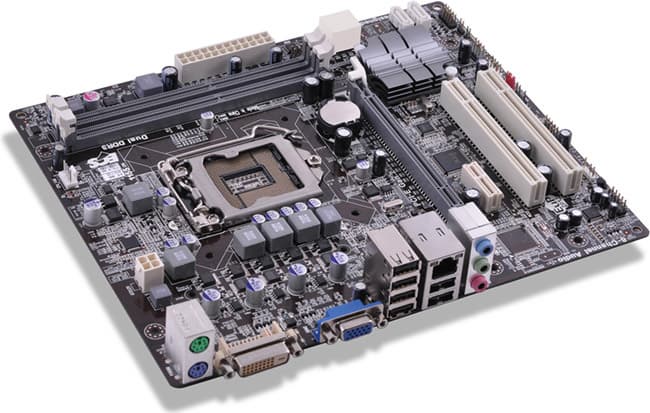 Системная плата ECS H61H2-M3, вид в 3/4