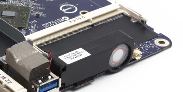 Неттоп Foxconn NanoPC AT-5570