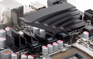 Охлаждение преобразователя питания на плате Foxconn P67A-S