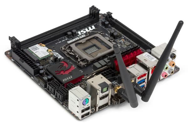 Внешний вид материнской платы MSI Z87I Gaming AC