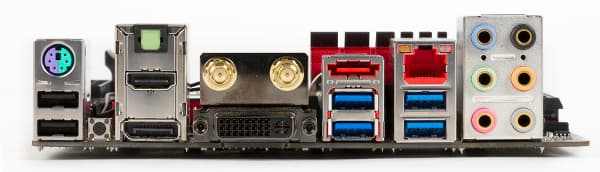 Внешний вид материнской платы MSI Z87I Gaming AC