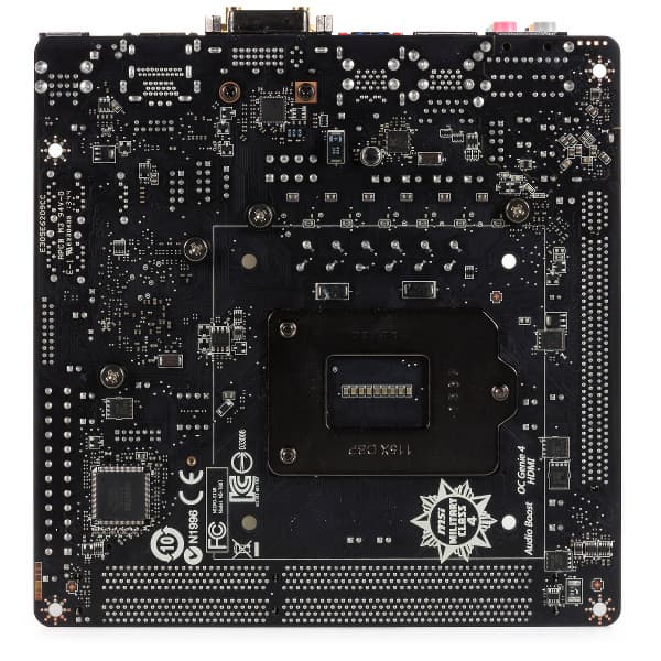 Внешний вид материнской платы MSI Z87I Gaming AC