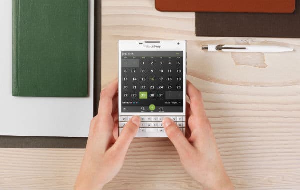 Смартфон BlackBerry Passport