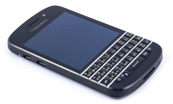 Передняя сторона смартфона BlackBerry Q10