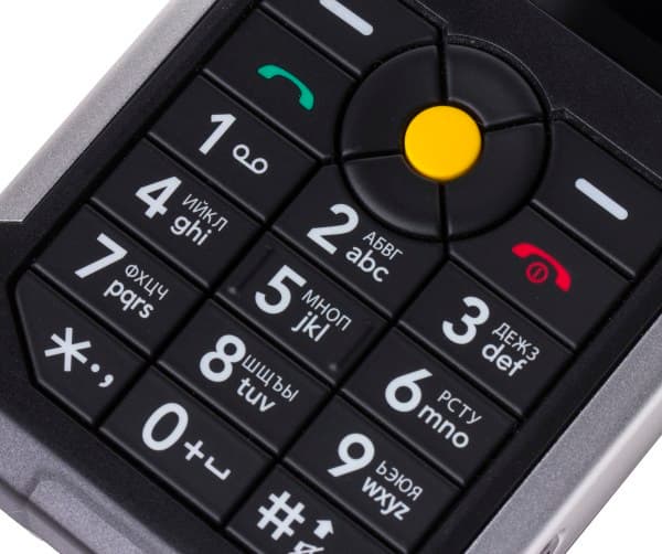 Дизайн телефона Cat B100