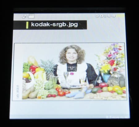 Обзор телефона Cat B100. Тестирование дисплея