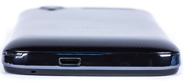 Дизайн смартфона Explay Atom