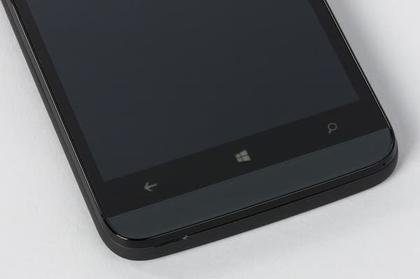 Внешний вид BLU Win HD LTE