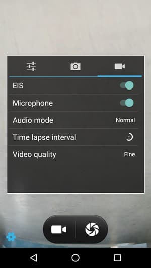 Смартфон Doogee Y300