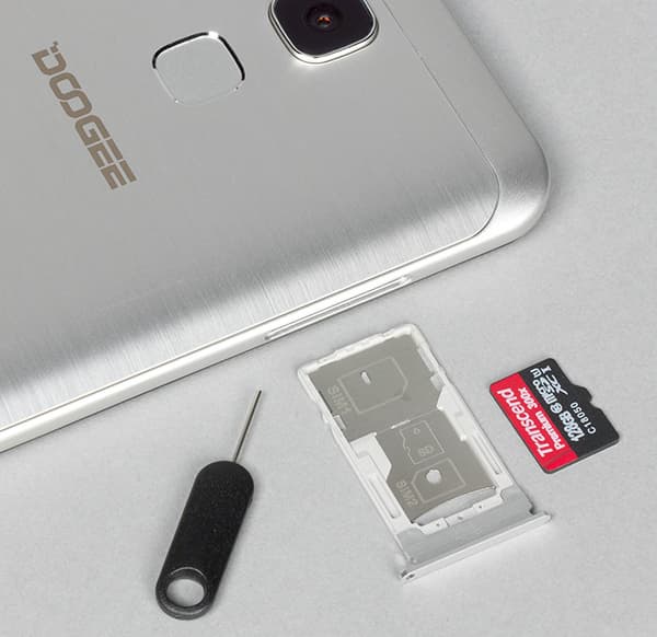 Смартфон Doogee Y6