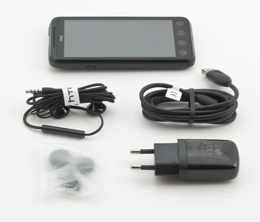 Аксессуары Обзор HTC Evo 3D. Аксессуары